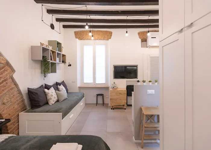 Bricks & Beams Studio In The Key Area Of Milan